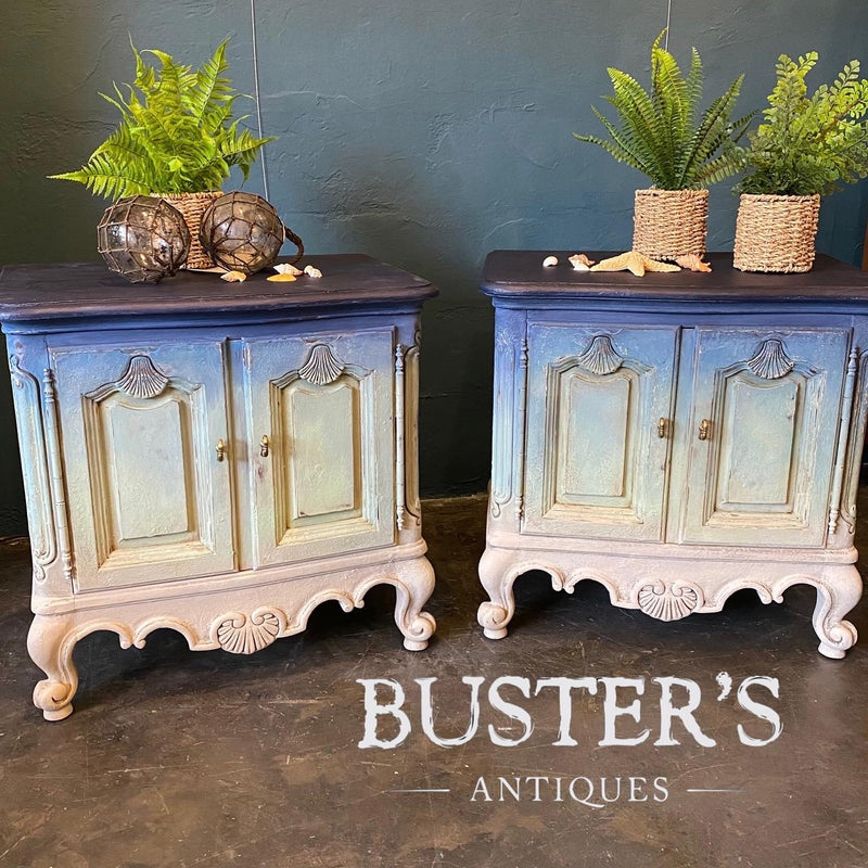 Drexel Brittany Heritage French Provincial Louis XV Nightstands, Pair