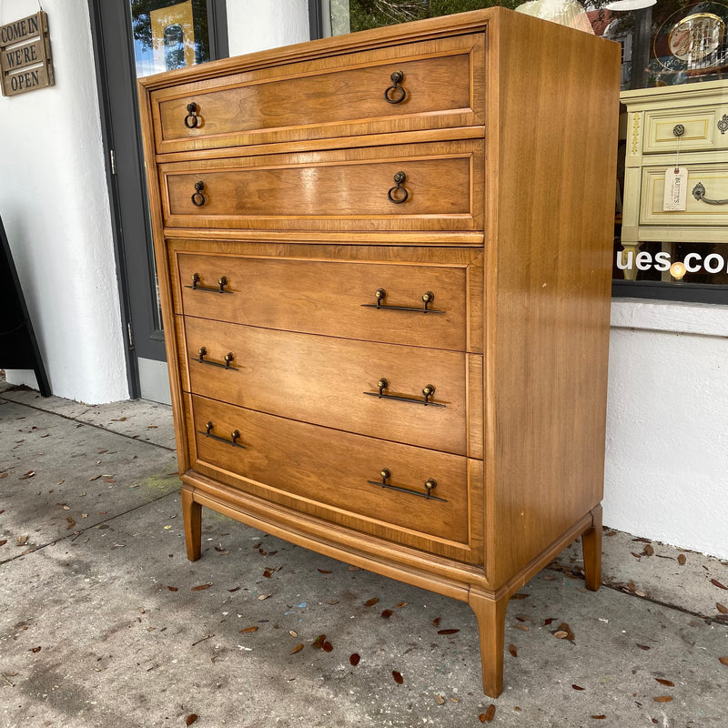 Mid Century Chest of Drawers with Curved Front